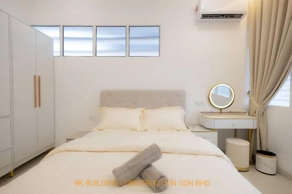 Holiday home White House Semi D 6Room 12Pax Butterworth