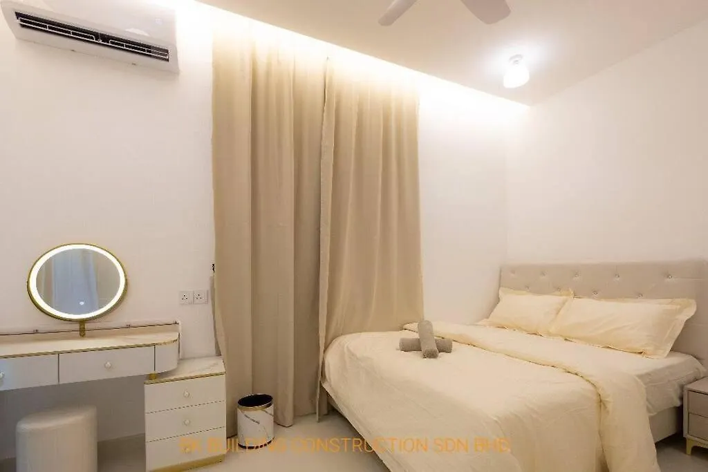 White House Semi D 6Room 12Pax Butterworth Holiday home