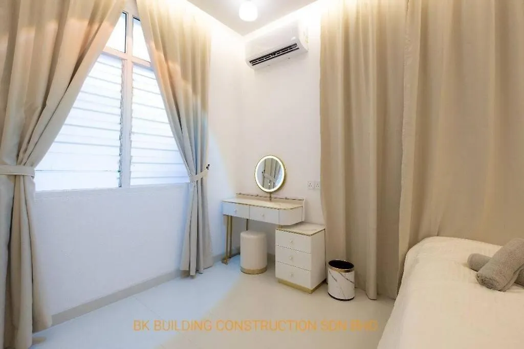 Holiday home White House Semi D 6Room 12Pax Butterworth