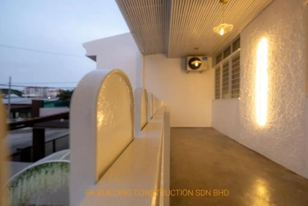 White House Semi D 6Room 12Pax Butterworth 0*,  Ma­lay­sia